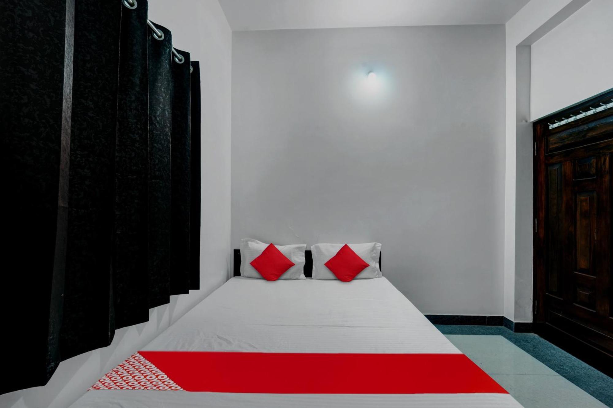Hotel O As Hotels & Banquet Hazaribag Ngoại thất bức ảnh